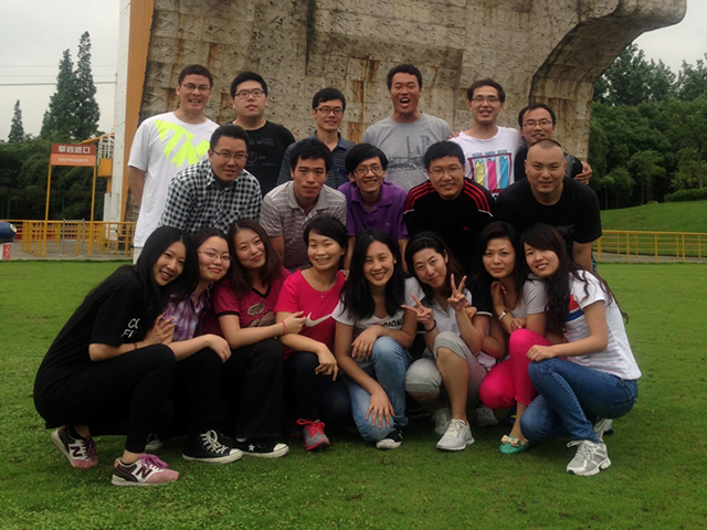 五四青年節(jié)拓展訓(xùn)練